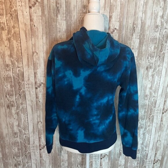 Champion Blue Tie Dye Cropped Sweatshirt size Medium - Picture 4 of 5